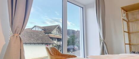 2 chambres, fer et planche à repasser, Wi-Fi, draps fournis