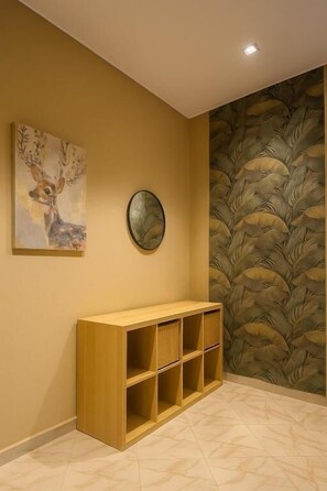 Family Suite, Hill View