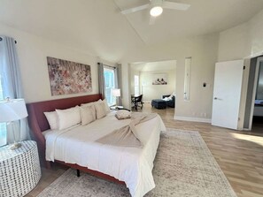 4 Schlafzimmer, Bügeleisen/Bügelbrett, WLAN, Bettwäsche