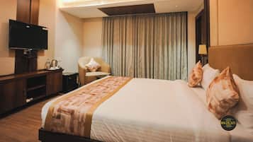 Superior Double Room | Desk, soundproofing, free WiFi