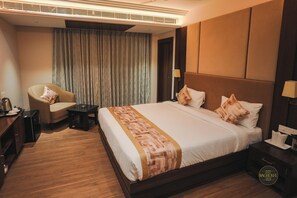 办公桌、隔音、免费 WiFi