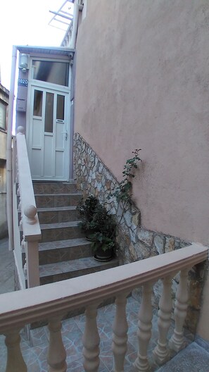 Front of property - Zig-ana Apartments near the Old Bridge (Mostar)