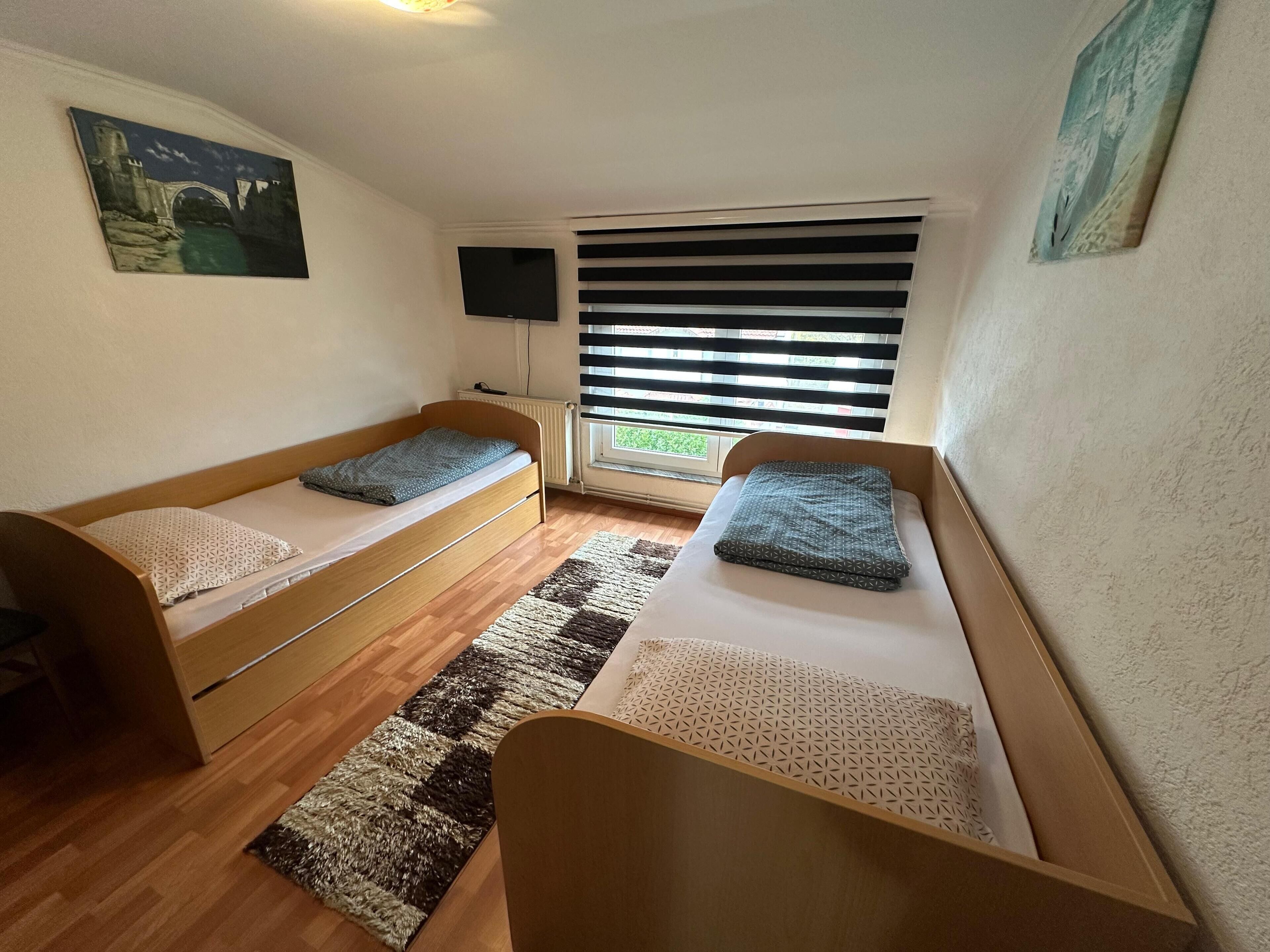 Desk, laptop workspace, soundproofing, free WiFi