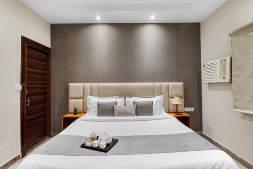 Alaya Stays Krishna Manor 3BHK With Pool