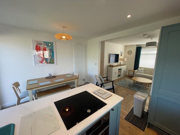 Interior - Central St Andrews 3 Bed 3 Bathroom holiday home. Close to beach and golf. (St Andrews)