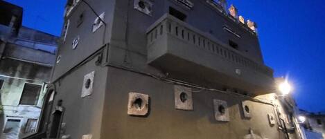 Façade de lâhĂ©bergement