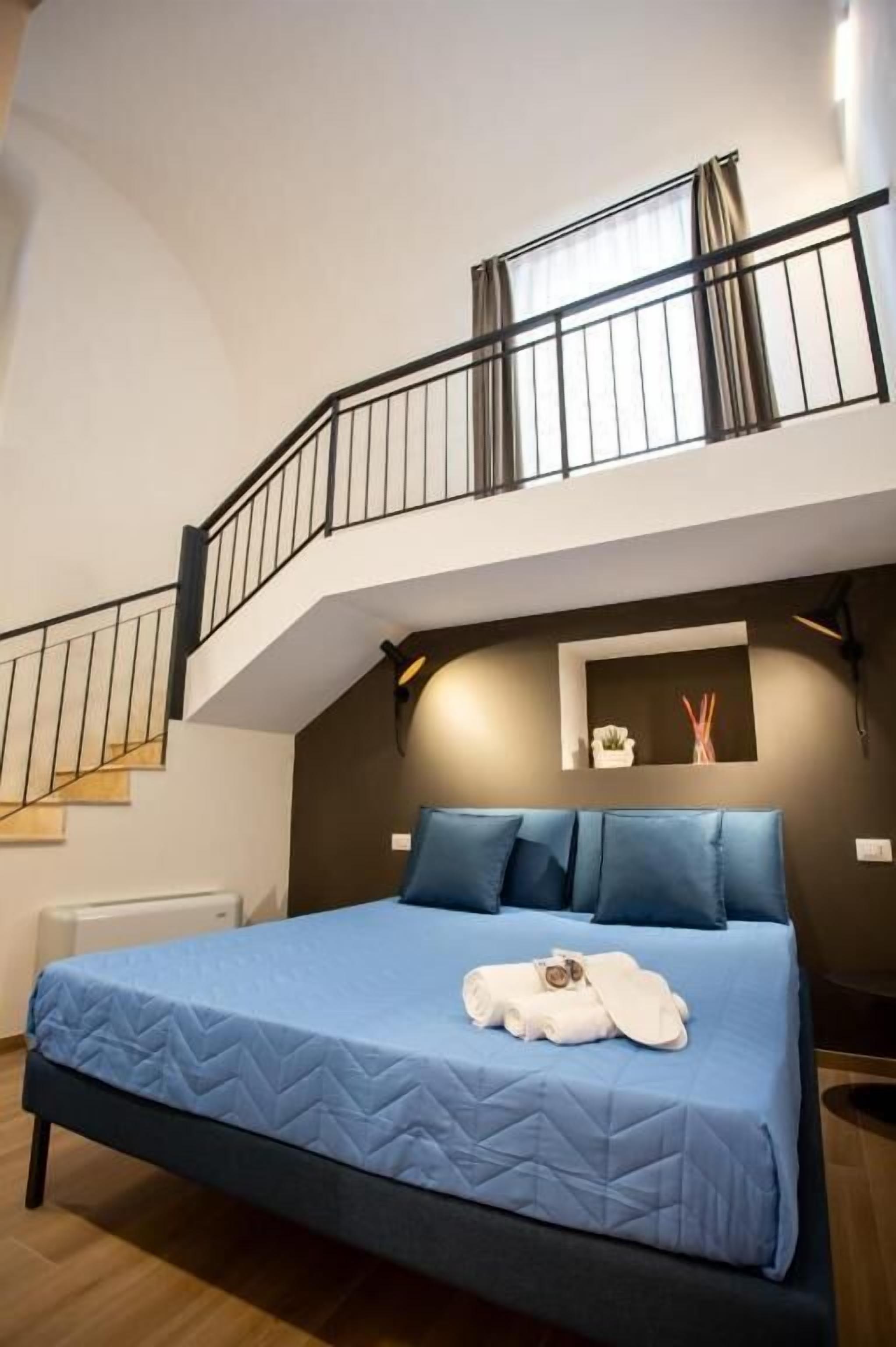 Classic Double Room, Courtyard View | Interior