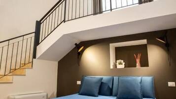 Classic Double Room, Courtyard View | Interior