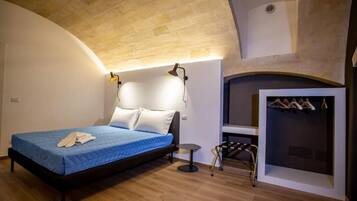 Chambre Triple Confort, vue cour intérieure