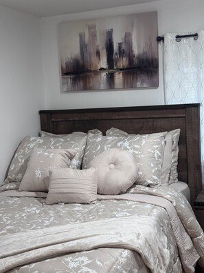 3 bedrooms, WiFi, bed sheets