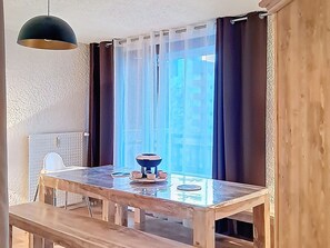 Dining - Well-equipped studio at the foot of the slopes, central station (Les Deux Alpes)