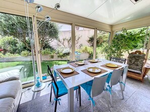 Dining - Air-conditioned villa in La Ciotat with pool and secure parking - 2 to 4 travelers (La Ciotat)