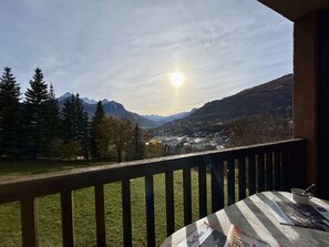 Property grounds - Studio with balcony and parking - Briançon 4 people (Briançon)