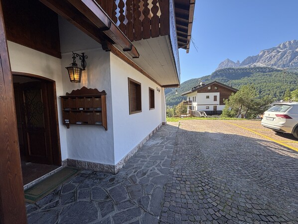 Property grounds - Casa D'Ajal, quiet and functional (Cortina d´Ampezzo)