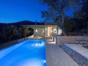Pool - Nina’s Summer House – A Brand-New Seaview Sanctuary of Elegance (Lefkada)