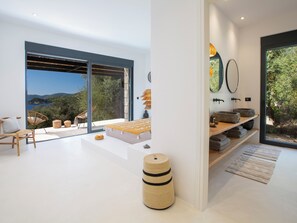 3 habitaciones, wifi y ropa de cama 