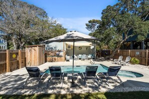 Pool - 4bdrm OKI Gem - Steps to Beach with Poolside Oasis (Oak Island)