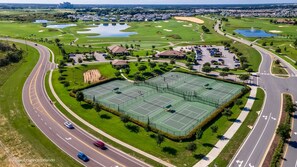 Sports court - Townhouse w/ pool & resort access (Davenport)