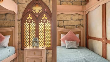 4 Schlafzimmer, Bügeleisen/Bügelbrett, WLAN, Bettwäsche
