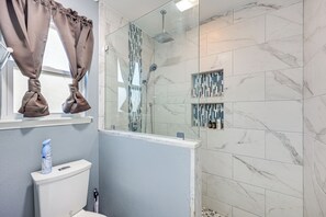 Interior - Work, Explore & Unwind: Convenient San Antonio Gem (San Antonio)