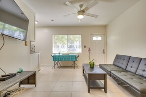 Apartment (1 Bedroom) | Interior - Steps to Pompano Beach: Couple's Retreat w/ Patio! (Pompano Beach)