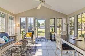 House (3 Bedrooms) | Interior - Steps to Sea! Family Getaway in North Myrtle Beach (North Myrtle Beach)