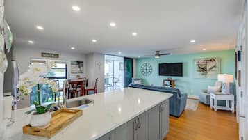 Apartment (1 Bedroom) | Interior