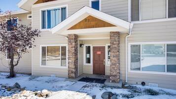 Apartment (1 Bedroom) | Bahagian dalam