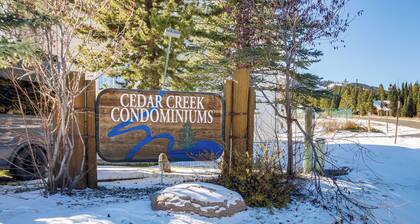 < 1 Mi to Big Sky Resort: Quiet Mtn-view Retreat