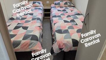 Mobile Home, 2 Bedrooms | 3 bedrooms