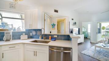 Apartment (1 Bedroom) | Interior