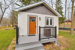 House (2 Bedrooms) | Interior - Fish, Swim & Explore! 2-cabin Camp on Round Lake (Luck)