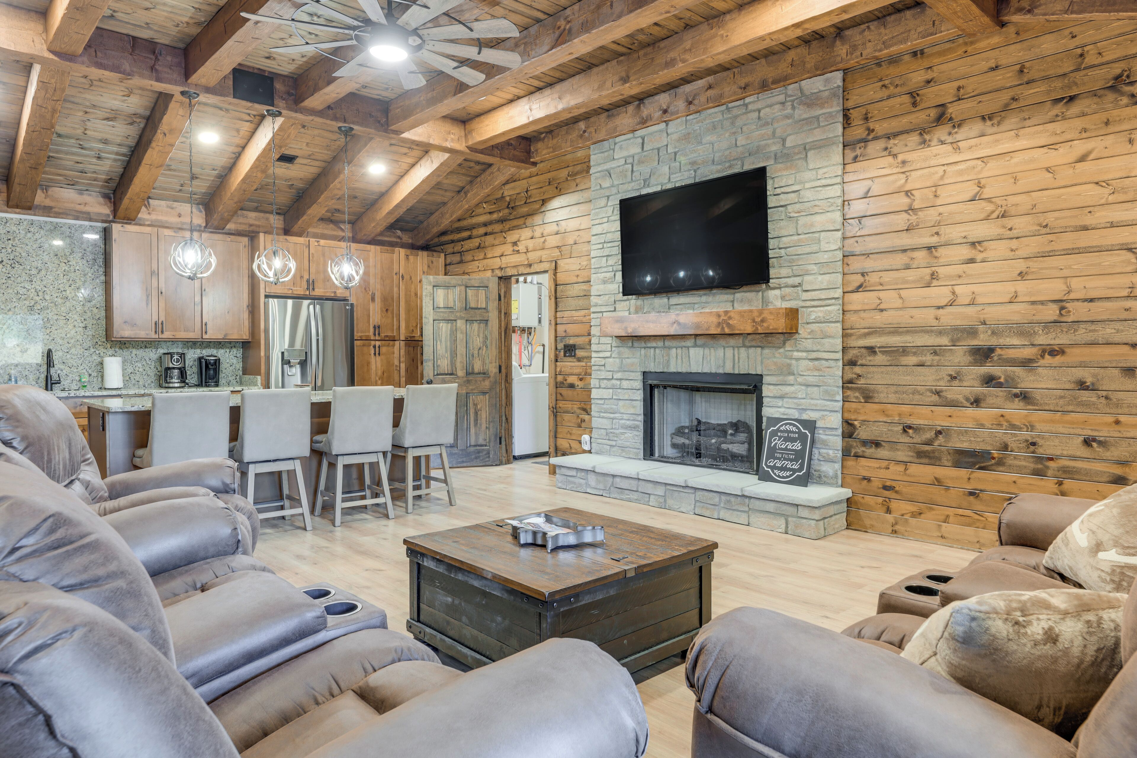 House (3 Bedrooms) | Interior