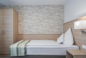 Ropa de cama de alta calidad, caja fuerte, cortinas opacas