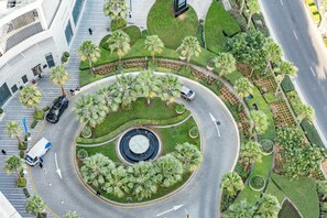 House - Stayshort - Studio in Damac Hills Sleeps 2 With Balcony (Dubai)