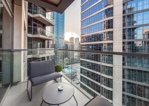 1 bedroom, Internet - Stayshort - 1 Bed in Downtown Sleeps 4 With Burj Views (Dubai)