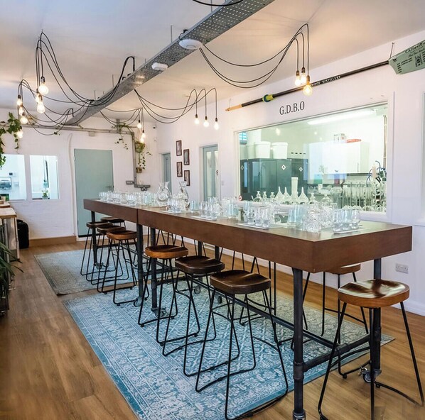 Dining - Willow Cottage in historic Grantchester village (Grantchester)