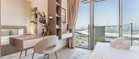 2 bedrooms, in-room safe, iron/ironing board, free WiFi