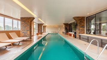 Apartamento | Piscina | Piscina interna