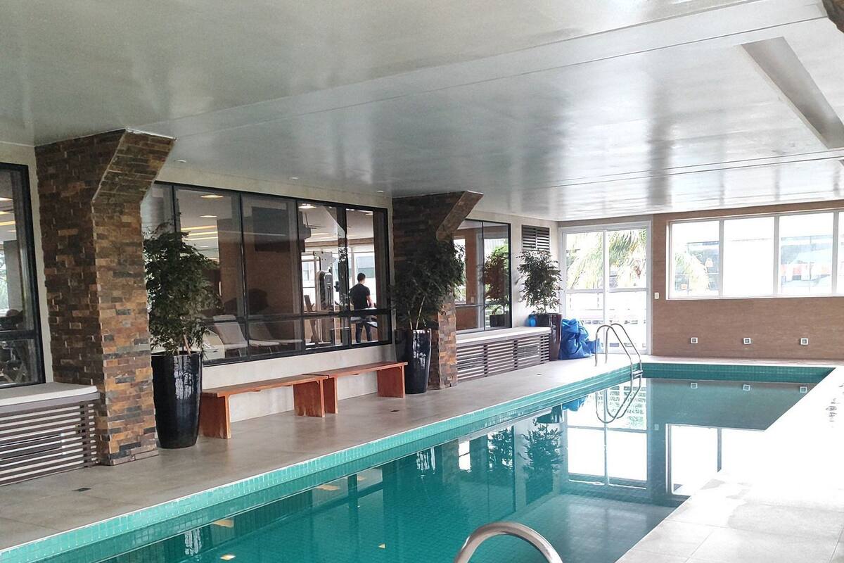 Apartment | Kolam renang | Kolam renang tertutup