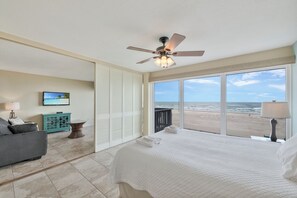 2 bedrooms, iron/ironing board, WiFi, bed sheets - Sunlit Beachfront Retreat | Panoramic Views & Balcony (Corpus Christi)