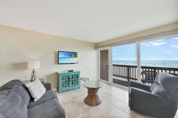 TV - Sunlit Beachfront Retreat | Panoramic Views & Balcony (Corpus Christi)
