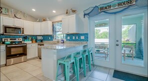 Fridge, microwave, oven, stovetop - Aqua Oasis: Family-Friendly Home + Private Pool • Minutes from the beach (Englewood)
