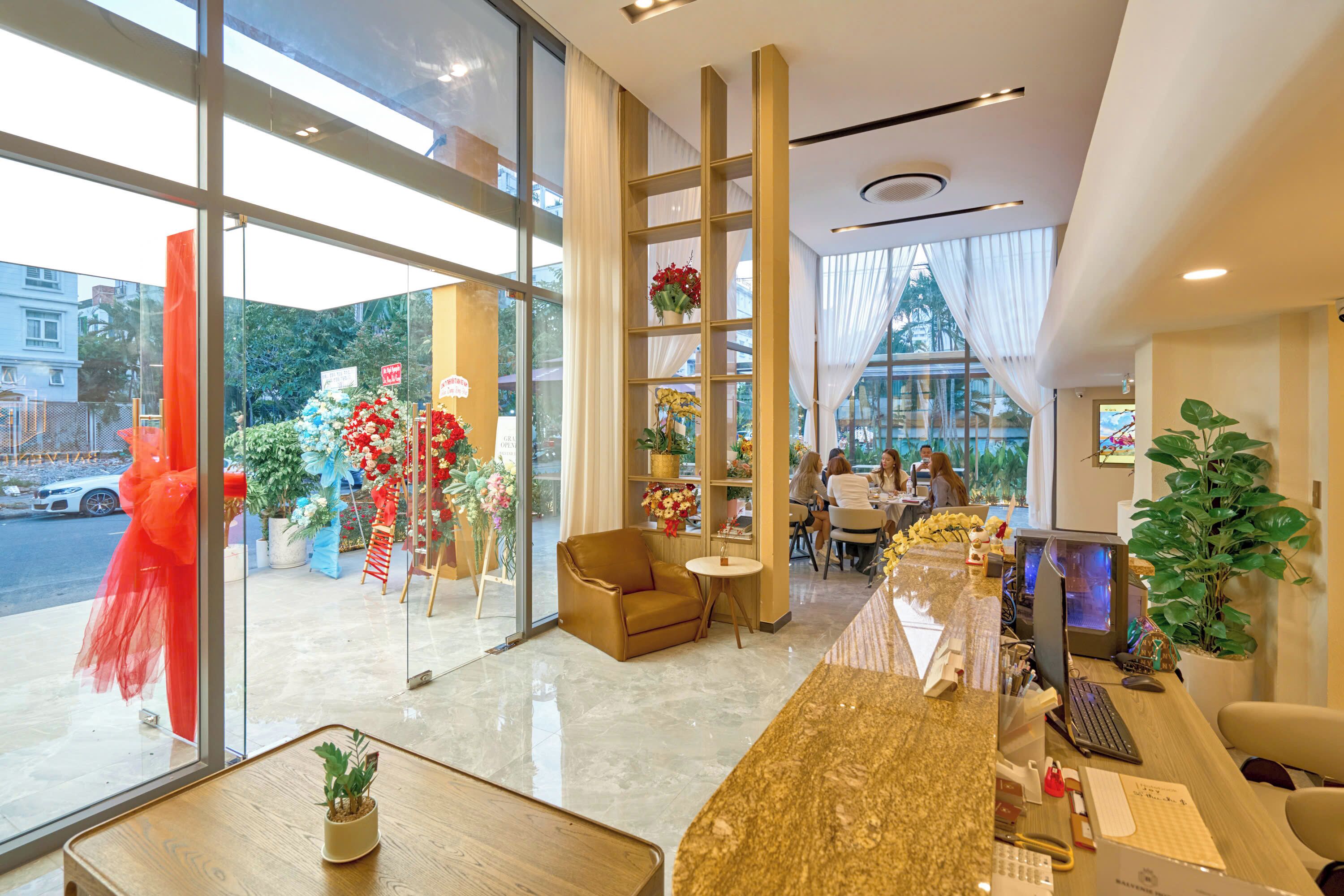 ロビー応接スペース