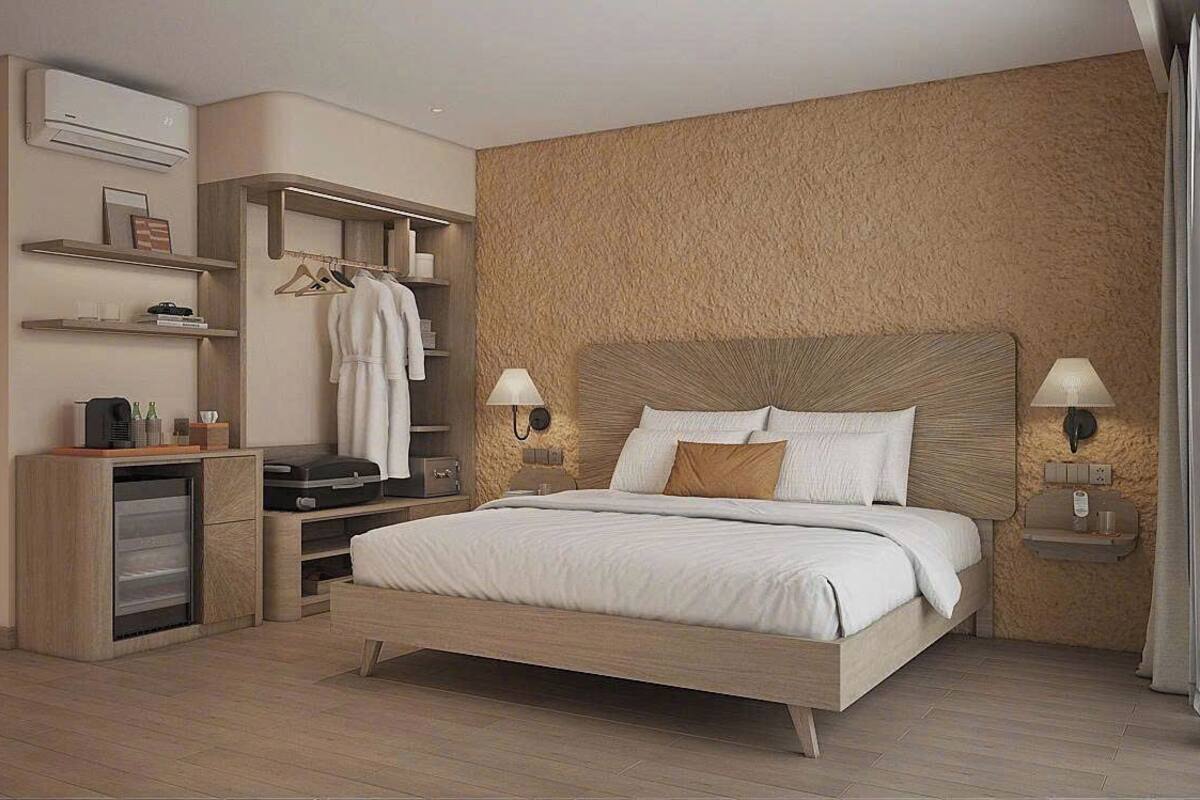 Executive Double Room Single Use, 1 King Bed | Premium bedding, in-room safe, individually furnished, desk