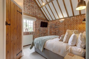 3 camere, ferro/asse da stiro, accesso a Internet, lenzuola