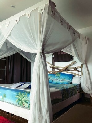 Room - Bwaflo - Ecolodge with private Jacuzzi, exceptional sea view& sunsets (Sainte-Luce)