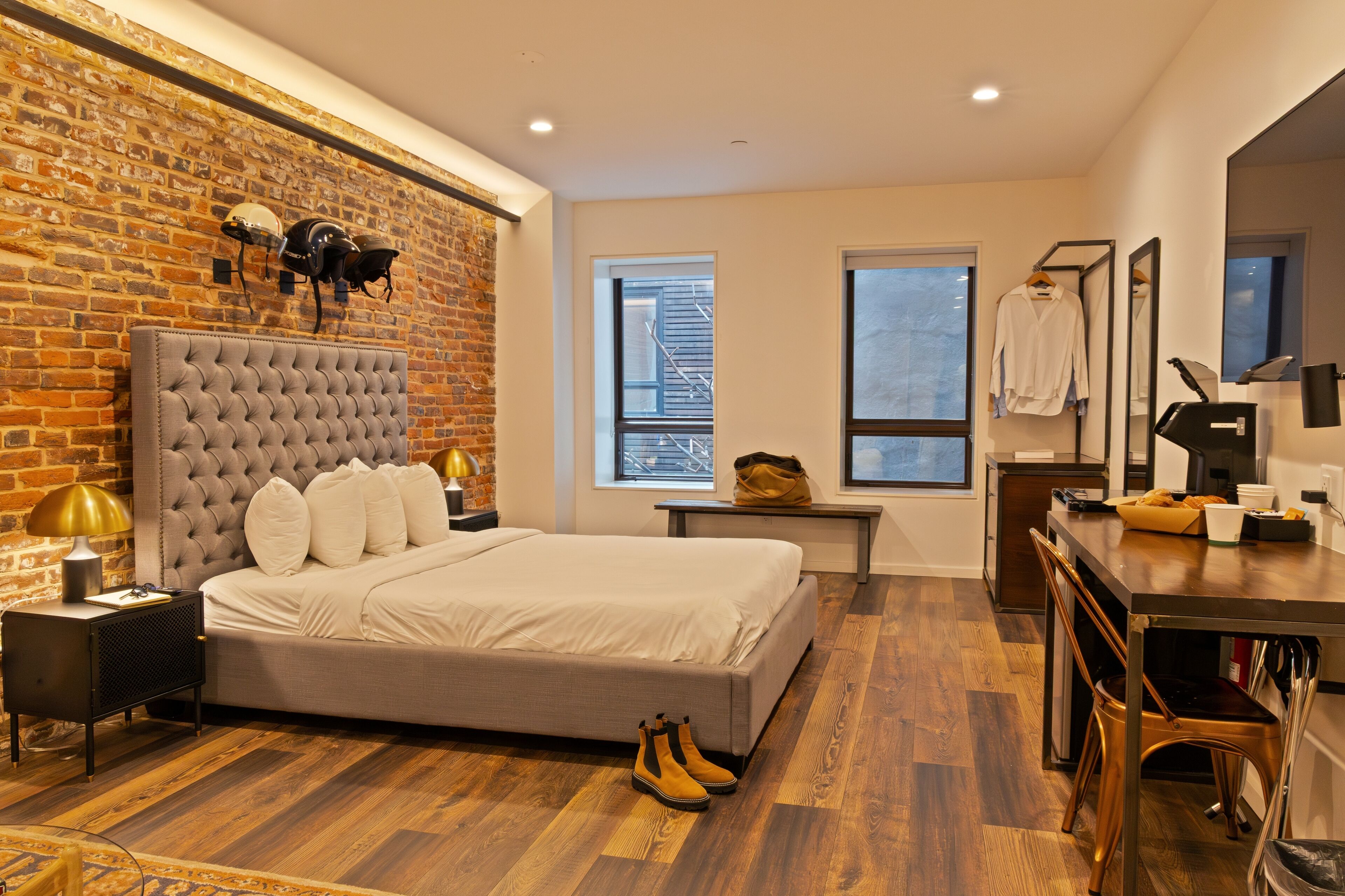 開放式套房, 1 張加大雙人床 | 書桌、筆電工作空間、遮光布/窗簾、免費搖籃/嬰兒床