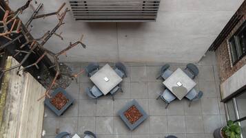 Studio, 1 Queen Bed, Balcony | Balcony