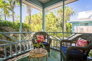 Property grounds - Newly Remodeled Island Cottage: Pool, Porch & Walk to Bean Point Beach (Anna Maria)
